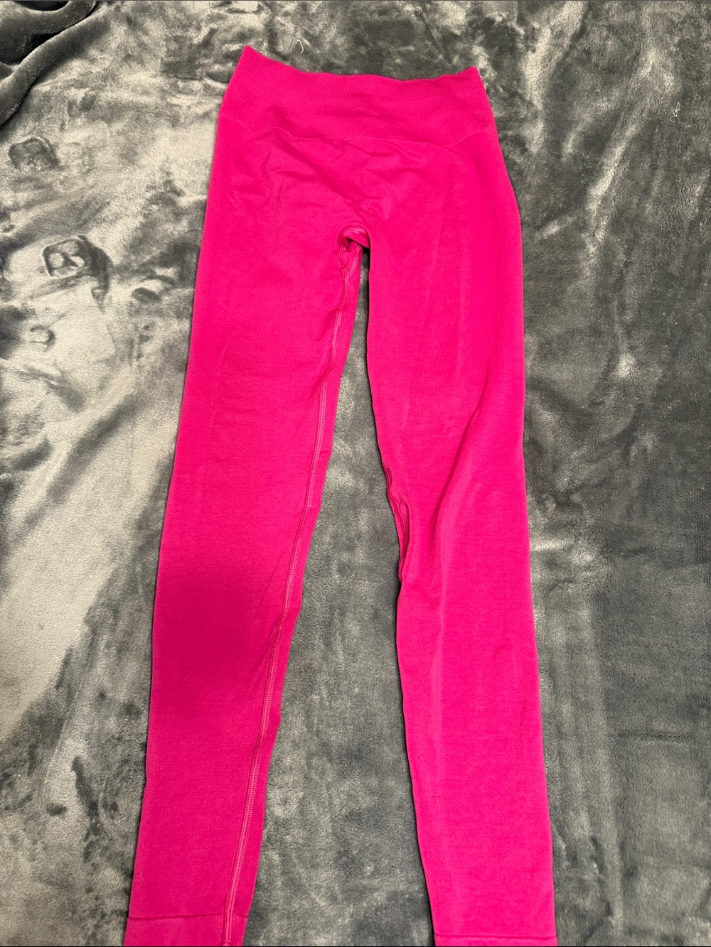 Women’s Alphalete Fuchsia Leggings